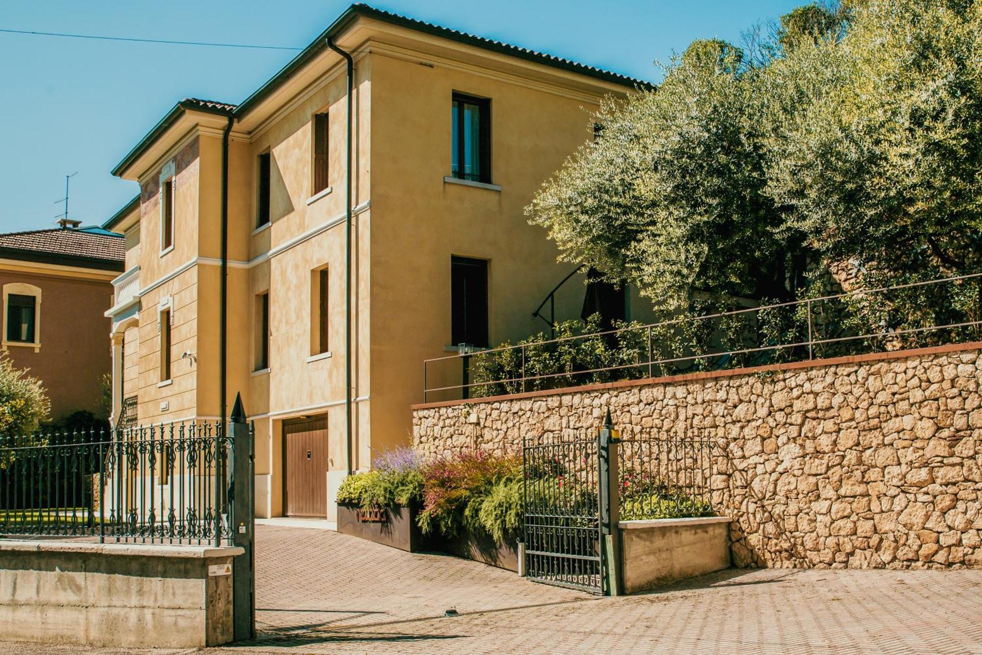 Naboo Verona Luxury Suites Esterno foto
